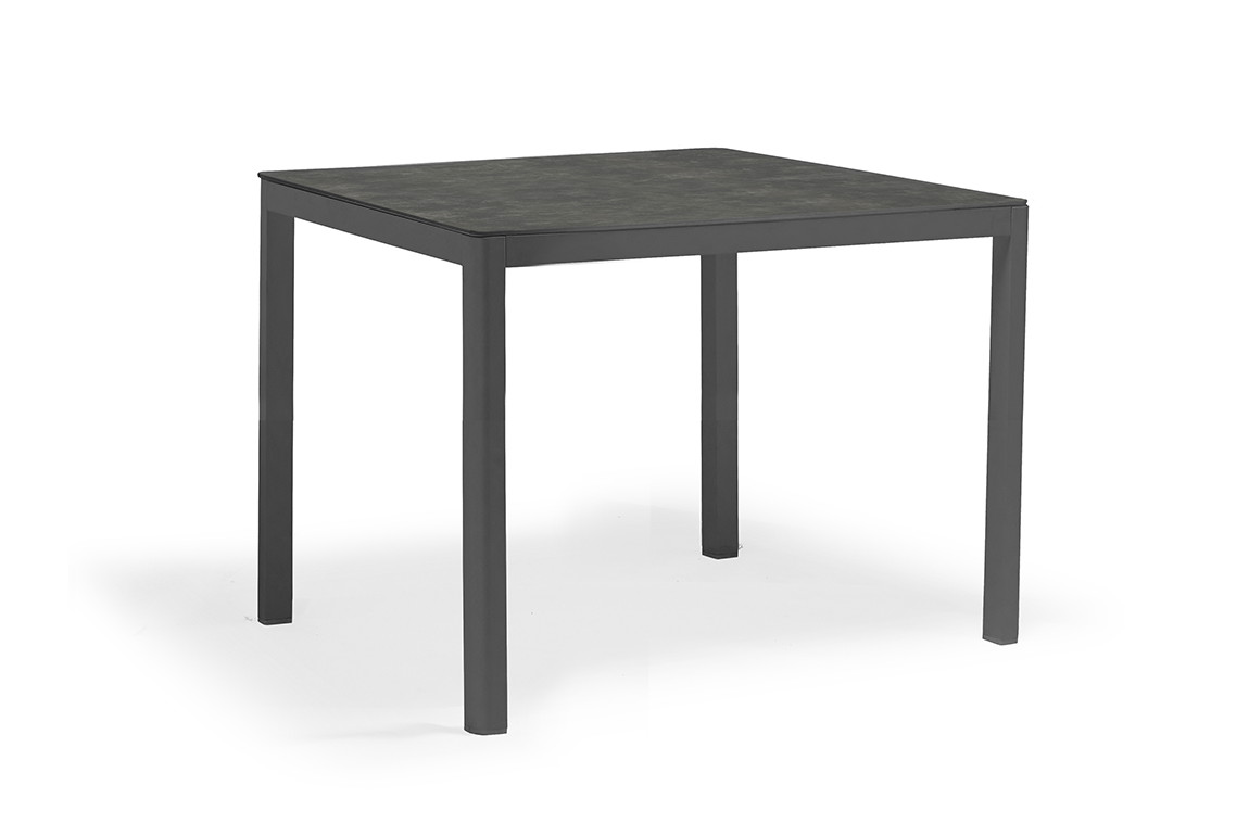 POLO dining table